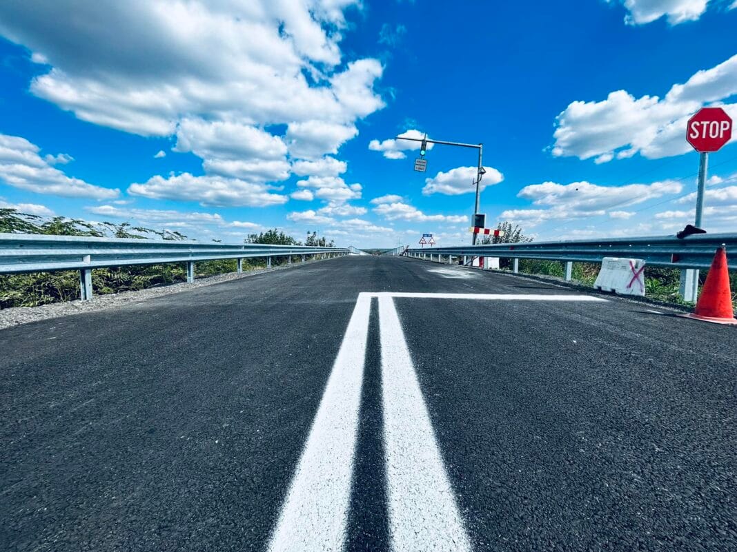 se deschide circulatia pe podul Olt Dragasani